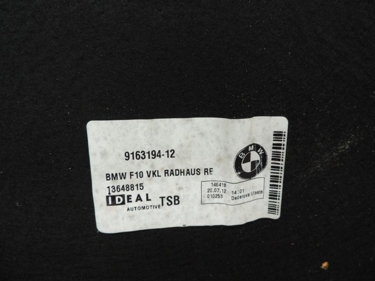 BMW 5. sērijas F10 F18 bagāžnieka sānu paneļi labajā pusē 51479163194 9163194