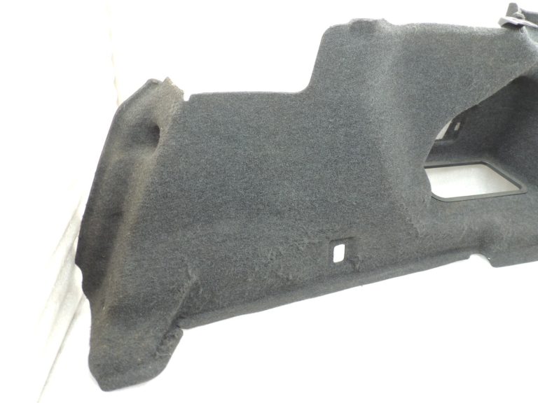 BMW 5. sērijas F10 F18 bagāžnieka sānu paneļi labajā pusē 51479163194 9163194