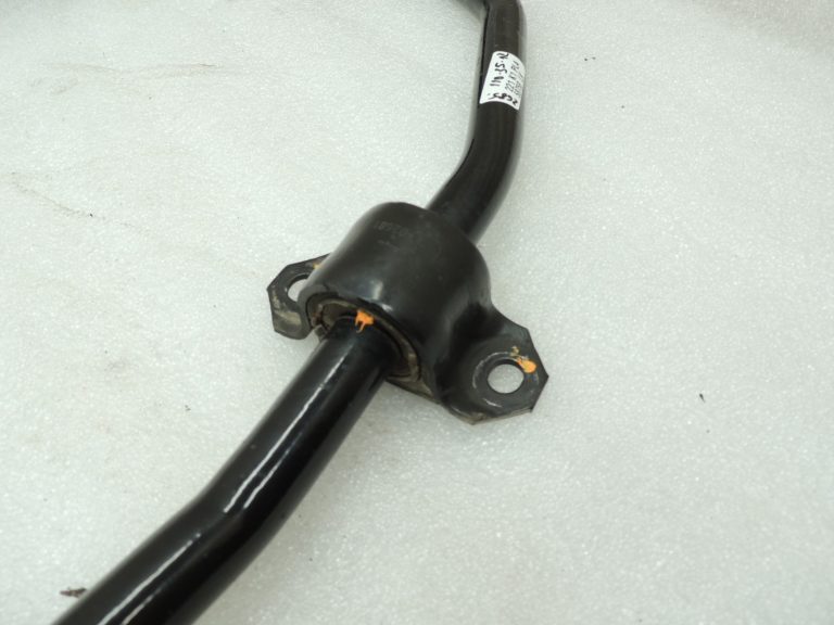 Oriģinālā aprīkojuma Toyota Yaris IV XP210 priekšējais stabilizators 48804K0030
