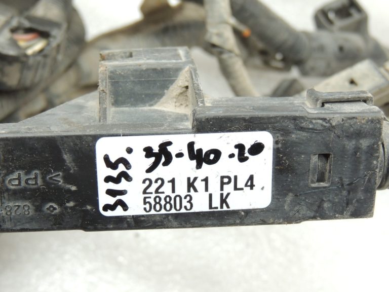 Oriģinālā Toyota Yaris IV XP210 1.5 M15AFKS motora elektroinstalācijas instalācija 82121K0120 🚨 DEFEKTĪVA 🚨