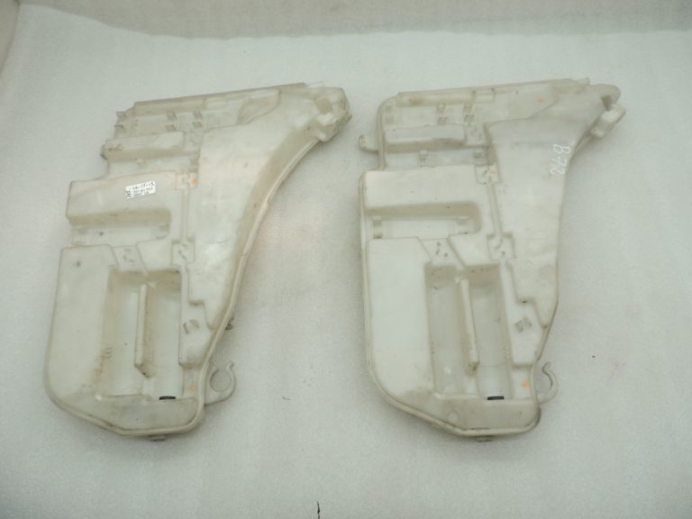 Oriģinālā BMW F07 F10 F18 Mazgāšanas ūdens tvertne Ūdens tvertne 61667269668