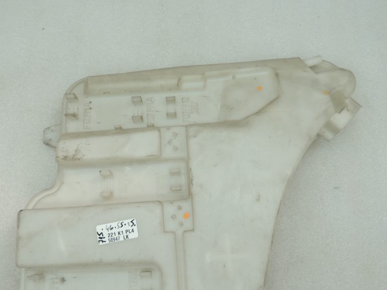 Oriģinālā BMW F07 F10 F18 Mazgāšanas ūdens tvertne Ūdens tvertne 61667269668