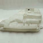 Oriģinālā BMW F07 F10 F18 Mazgāšanas ūdens tvertne Ūdens tvertne 61667269668