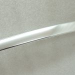 Oriģinālā BMW 5. sērijas F10 durvju aizmugurējā kreisā augšējā hroma apdare 51357182299 7182299