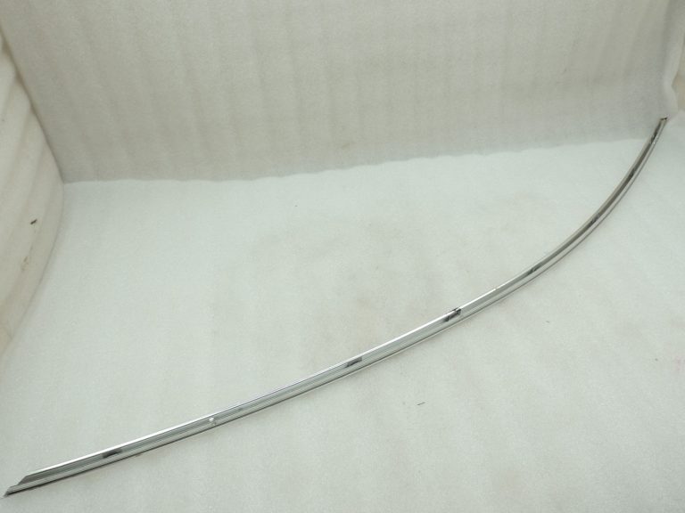 Oriģinālā BMW 5. sērijas F10 F11 F11 F18 durvju līstes priekšējais kreisais augšējais hromēts 51337182281 7182281
