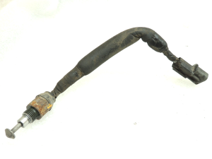 Mitsubishi L200 K74T 2.5TD aizmugurējās ass LSD sensors MB664396