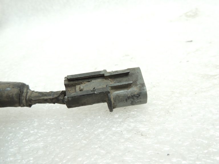 Mitsubishi L200 K74T 2.5TD aizmugurējās ass LSD sensors MB664396
