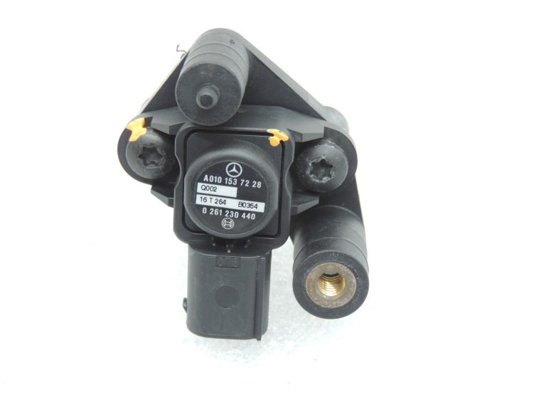 Oriģinālais Mercedes Benz C220d 651.921 Paaugstināta spiediena sensors MAP sensors A0101537228