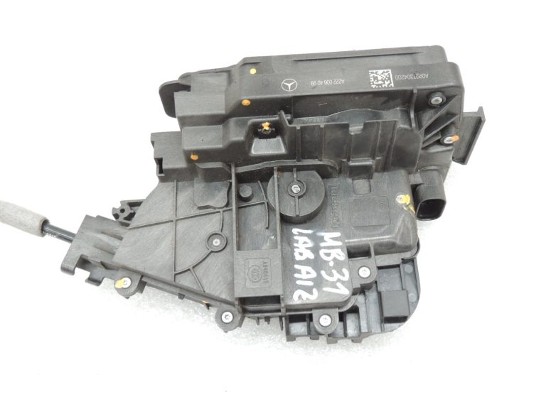 Oriģinālā Mercedes Benz W205 aizmugurējā labā durvju slēdzene A0997309600