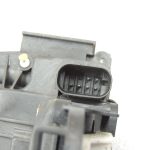Oriģinālā Mercedes Benz W205 aizmugurējā labā durvju slēdzene A0997309600