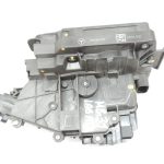 Oriģinālā Mercedes Benz W205 aizmugurējā labā durvju slēdzene A0997309600
