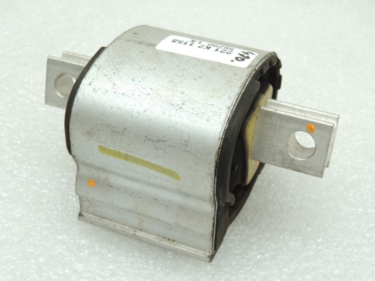 Oriģinālā aprīkojuma Mercedes Benz W205 M651 Automātiskās transmisijas aizmugurējais stiprinājums A2052403400
