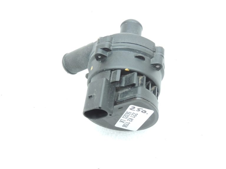 Oriģinālais Mercedes Benz W205 OM651 papildu ūdens sūknis Ūdens sūknis A2118350364