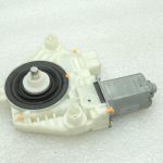 OE Mercedes Benz W205 Sedans Logu regulatora motors priekšējais kreisais A2139069901