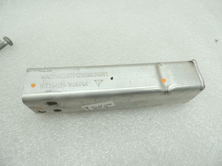Oriģinālais Mercedes Benz W205 priekšējais kreisais radiatora balsts A2055014120