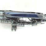 Oriģinālais Mercedes W205 aizmugurējais labās puses ārdurvju rokturis 890U Canvasite Blue A0997601800