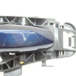 Oriģinālais Mercedes W205 aizmugurējais labās puses ārdurvju rokturis 890U Canvasite Blue A0997601800