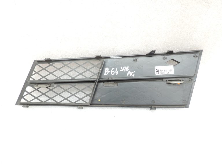 BMW 5. sērijas F10 F11 bampera gaisa ieplūdes režģis labajā pusē 51117200700 51117231860