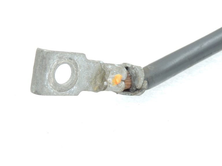Oriģinālais BMW F07 F10 F11 F11 F25 Akumulatora negatīvais kabelis IBS negatīvais kabelis 61219302356