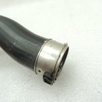 Oriģinālā BMW F07 F10 F11 2.0D N47N N47D20C Uzpildes gaisa šļūtene pa labi 11617810614