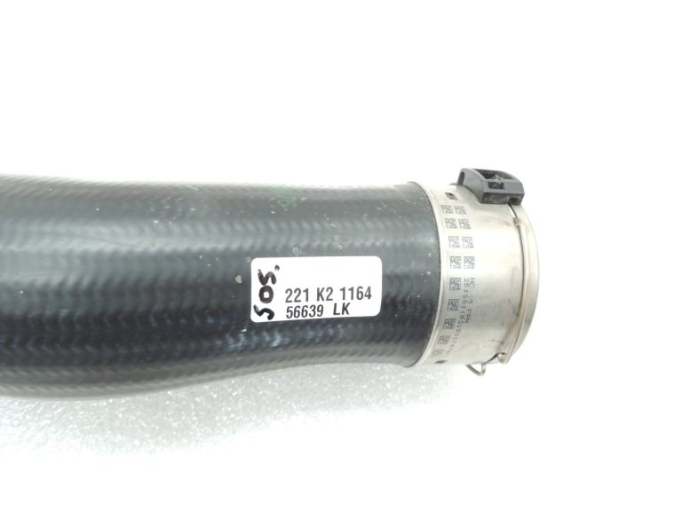 Oriģinālā BMW F07 F10 F11 2.0D N47N N47D20C Uzpildes gaisa šļūtene pa labi 11617810614