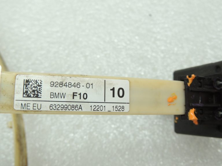 Oriģinālais BMW F10 F11 gājēju aizsardzības sensors F-Optik vadības bloks 65769284846