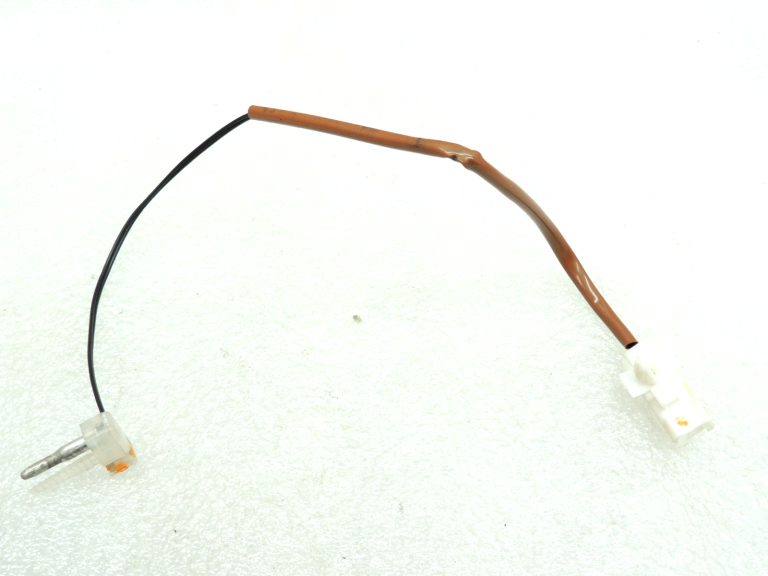 Oriģinālais Mazda 6 GJ gaisa kondicioniera iztvaicētāja sensors KD4561J22