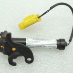 Oriģinālā BMW F10 F11 F06 F06 F12 F01 F12 F01 F02 Motora pārsega slēdzene pa kreisi 51237263055