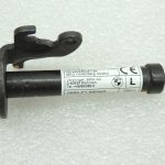 Oriģinālā BMW F10 F11 F06 F06 F12 F01 F12 F01 F02 Motora pārsega slēdzene pa kreisi 51237263055