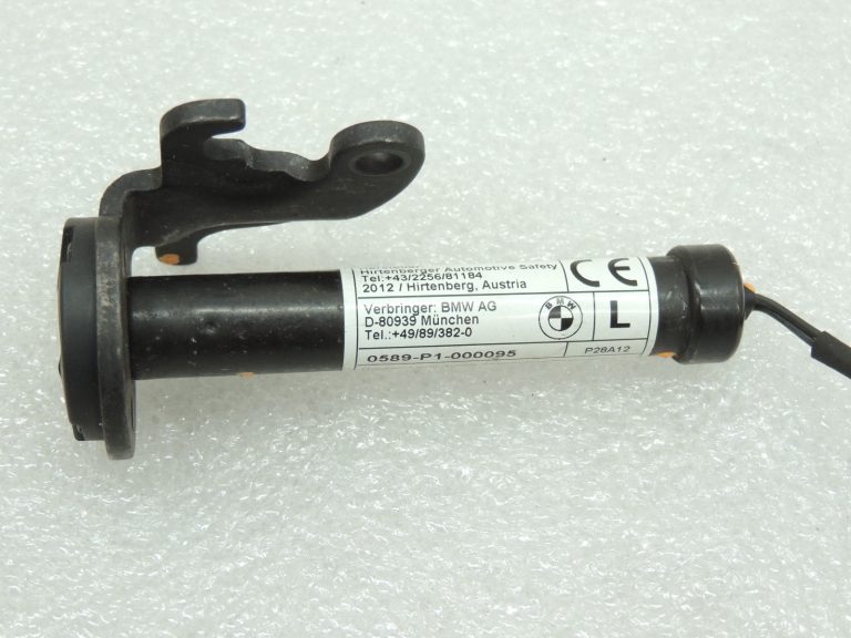Oriģinālā BMW F10 F11 F06 F06 F12 F01 F12 F01 F02 Motora pārsega slēdzene pa kreisi 51237263055