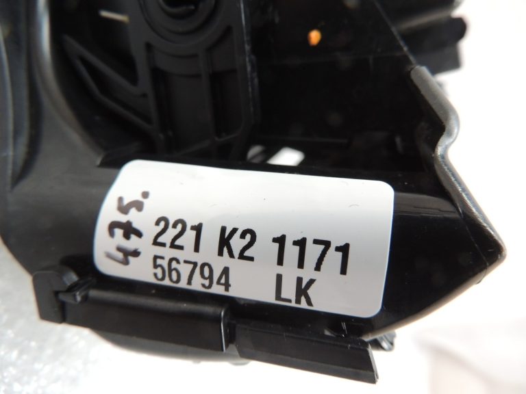 Oriģinālā BMW 5. sērijas F10 F11 centrālās konsoles priekšējā pelnu trauksme 51169171558