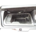 Oriģinālā BMW 5. sērijas F10 F11 centrālās konsoles priekšējā pelnu trauksme 51169171558