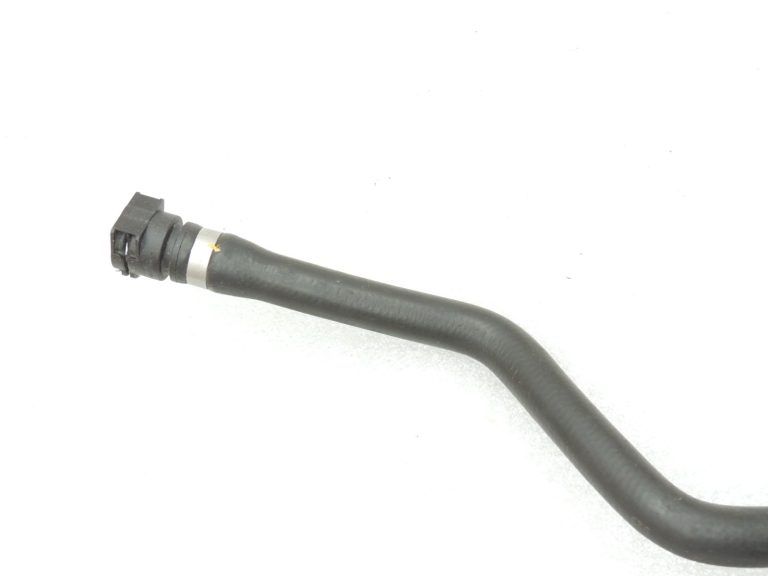 Oriģinālā BMW F07 F10 F11 2.0D N47N Dzesēšanas ūdens šļūtene Ūdens šļūtene 17127809819