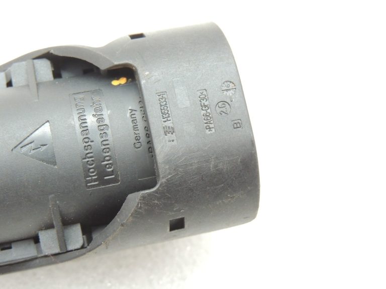 Mercedes W205 94-pin motora vadības bloka kontaktligzda Remonts 1355125