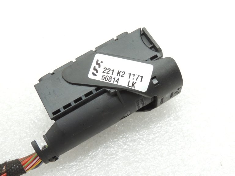 Mercedes W205 94-pin motora vadības bloka kontaktligzda Remonts 1355125