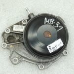Oriģinālais Mercedes Benz OM651 motora dzesēšanas ūdens sūknis A6512006001