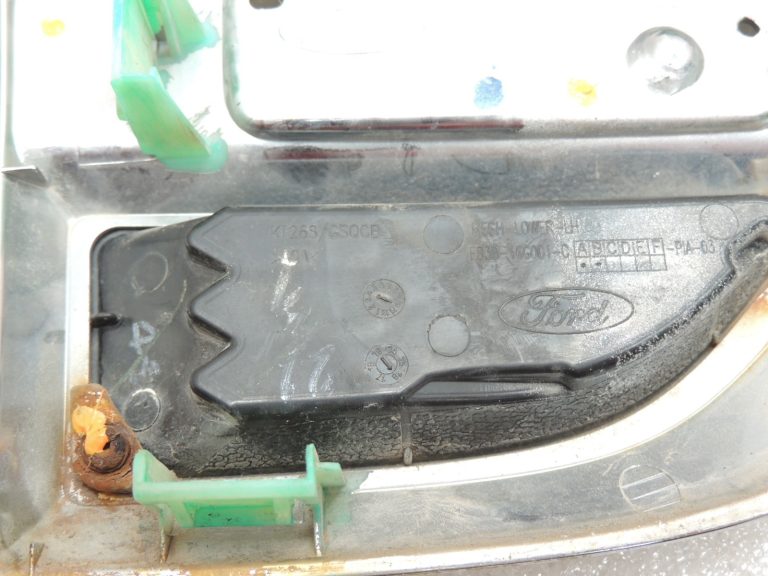 Ford Ranger P375 TKE Aizmugurkaula priekšējais kreisais režģis EB3B-16G001-CD