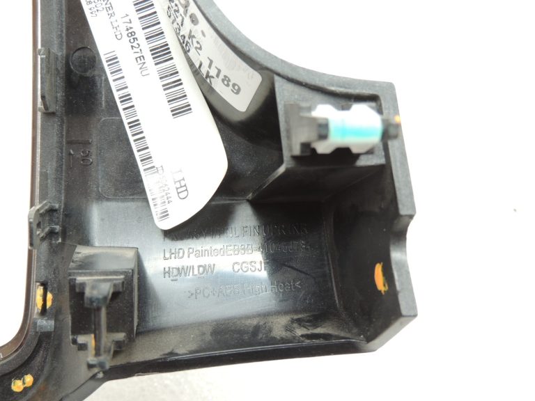 Ford Ranger P375 TKE Instrumentu paneļa vāks kreisais centrālais EB3B-41045J78-HDW