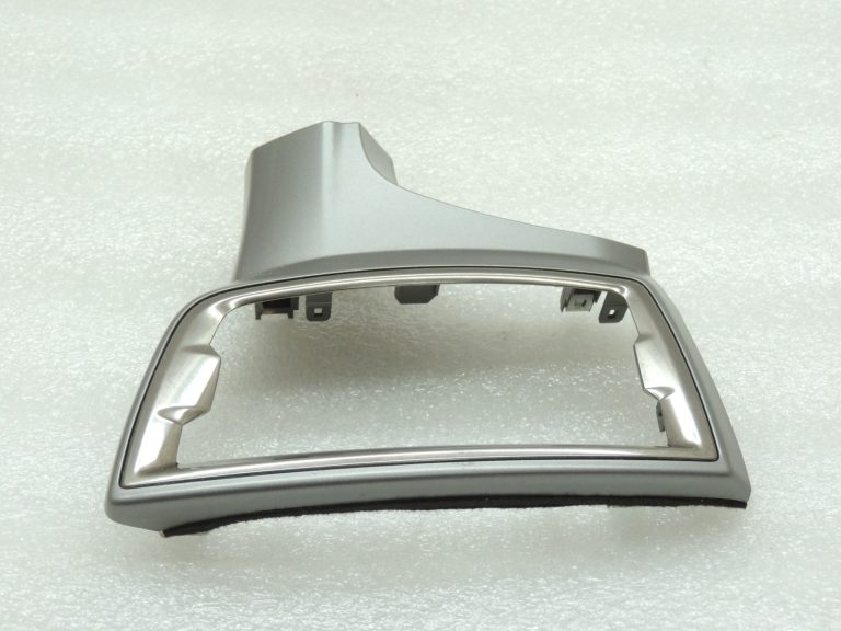 Ford Ranger P375 TKE Instrumentu paneļa vāks kreisais centrālais EB3B-41045J78-HDW