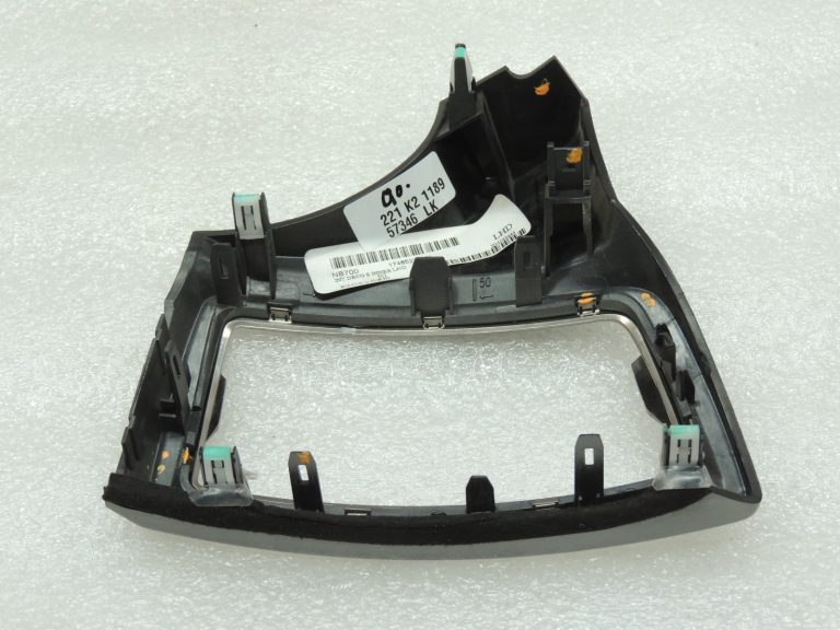 Ford Ranger P375 TKE Instrumentu paneļa vāks kreisais centrālais EB3B-41045J78-HDW