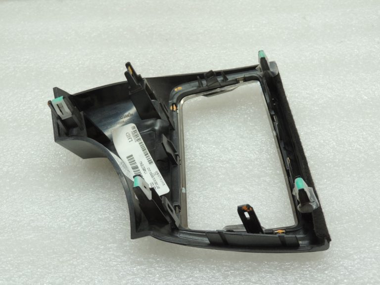 Ford Ranger P375 TKE Instrumentu paneļa vāks kreisais centrālais EB3B-41045J78-HDW