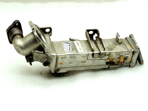 Oriģinālais BMW N47N N57N EGR dzesētāja korpuss 11717822350