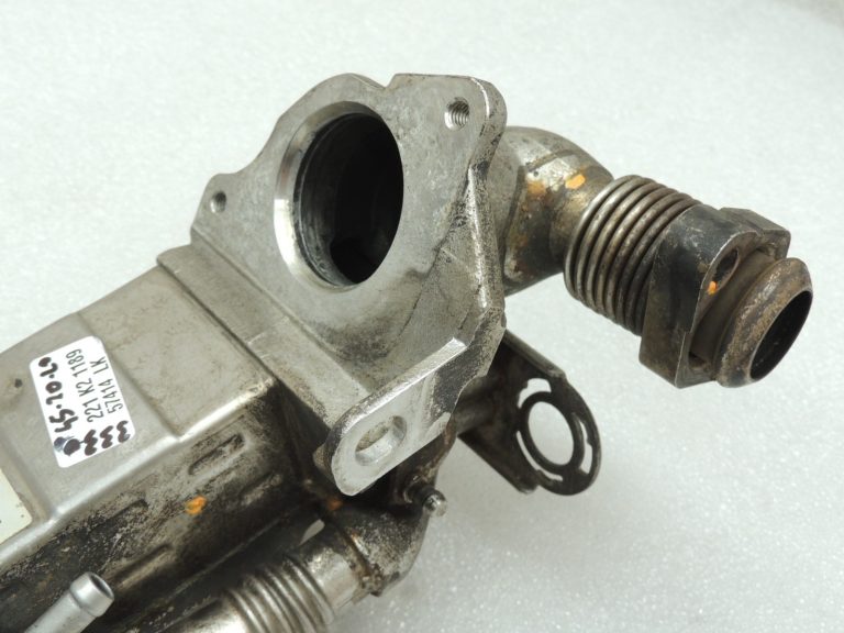 Oriģinālais BMW N47N N57N EGR dzesētāja korpuss 11717822350