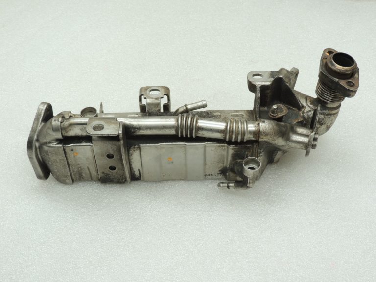 Oriģinālais BMW N47N N57N EGR dzesētāja korpuss 11717822350