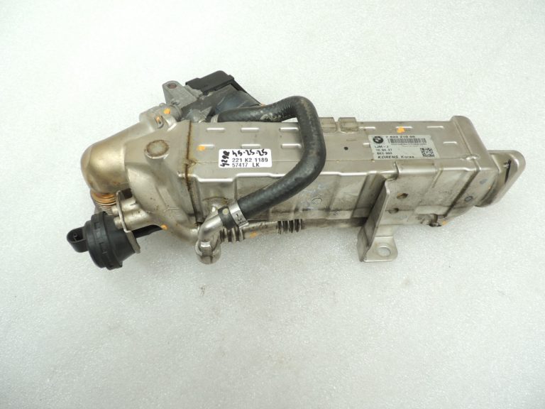 Oriģinālais BMW N47N N57N EGR vārsta radiatora korpuss 11717823210