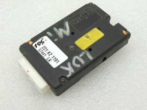 Mitsubishi PAJERO K96W Jumta pārsega vadības bloks MR199789 Jumta pārsega vadības bloks