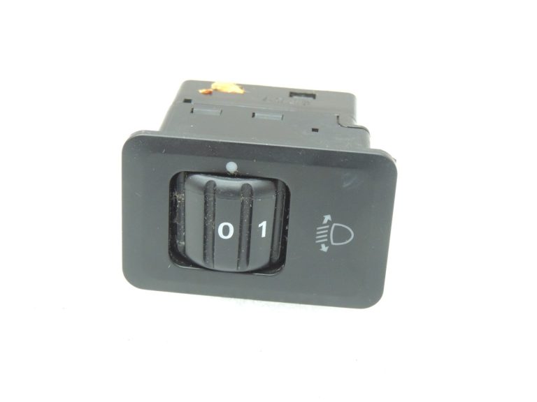 Mitsubishi L200 K7 LWR priekšējo lukturu slēdzis priekšējo lukturu nolīdzināšana MR489690