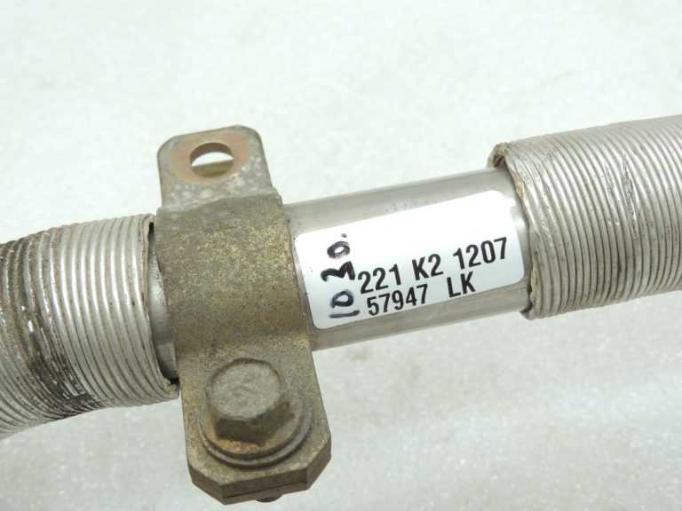Oriģinālā aprīkojuma Mitsubishi Pajero 3,2Di-D 4M41 EGR caurule EGR caurule ME190086