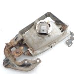 Oriģinālais Mitsubishi Pajero V68W priekšējais kreisais miglas lukturis MR416414