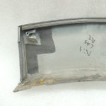 Oriģinālā aprīkojuma Mitsubishi Pajero V78W Aizmugurējā dubļusarga līstes aizmugurējā labā balta MN117226